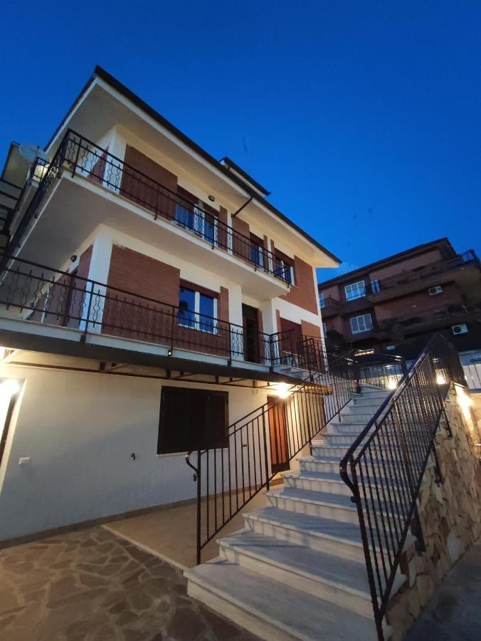 Belvedere Rooms Guest House ローマ エクステリア 写真