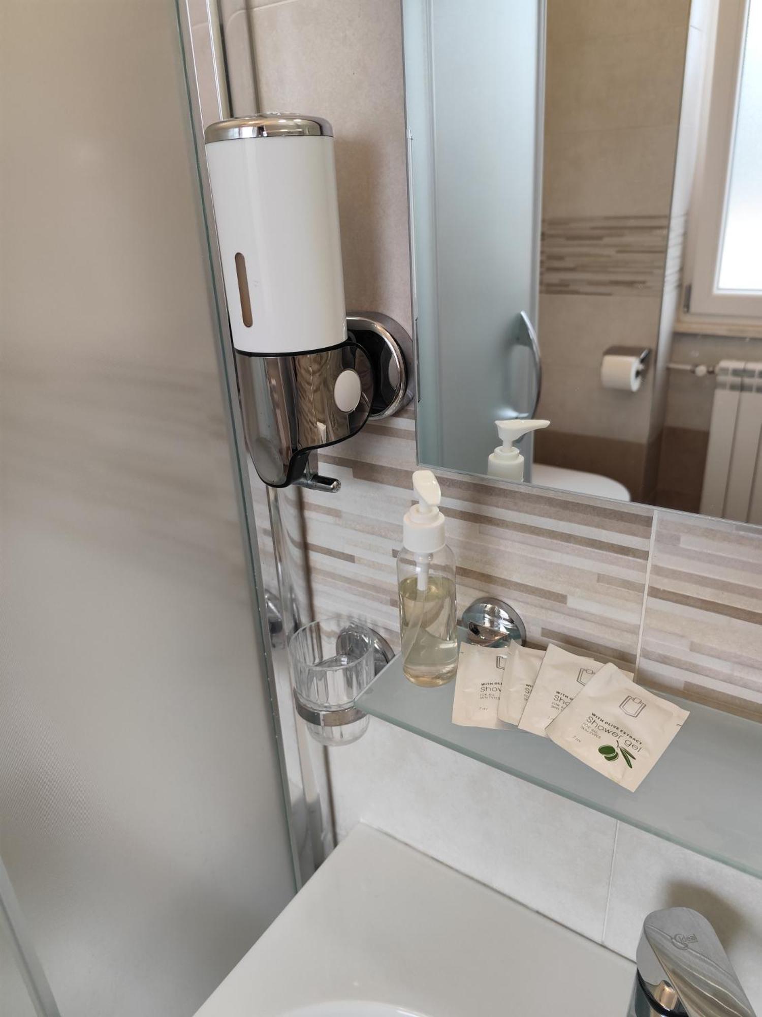Belvedere Rooms Guest House ローマ エクステリア 写真
